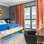 ホテル Maison Montespan パリ