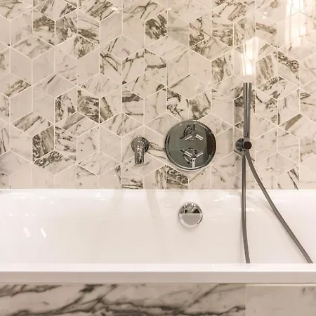 Otel Maison Montespan *