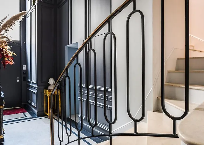 Maison Montespan Hotel *