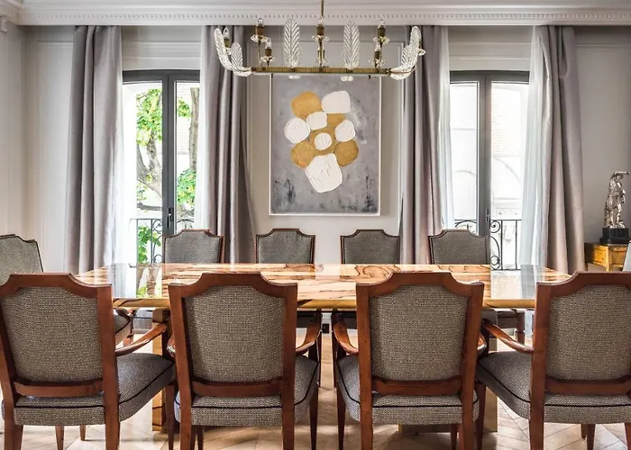 Maison Montespan מלון *
