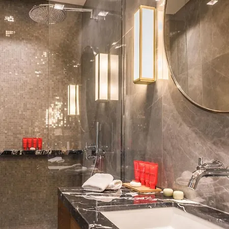 Maison Montespan Hotel *